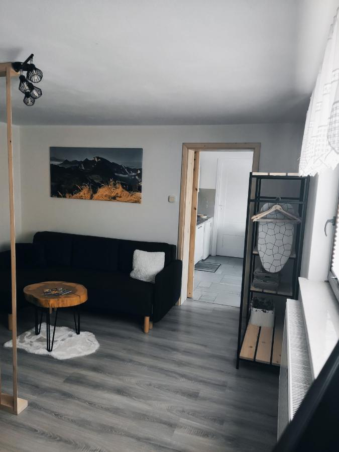 Apartament W Ogrodzie Тилька Екстер'єр фото