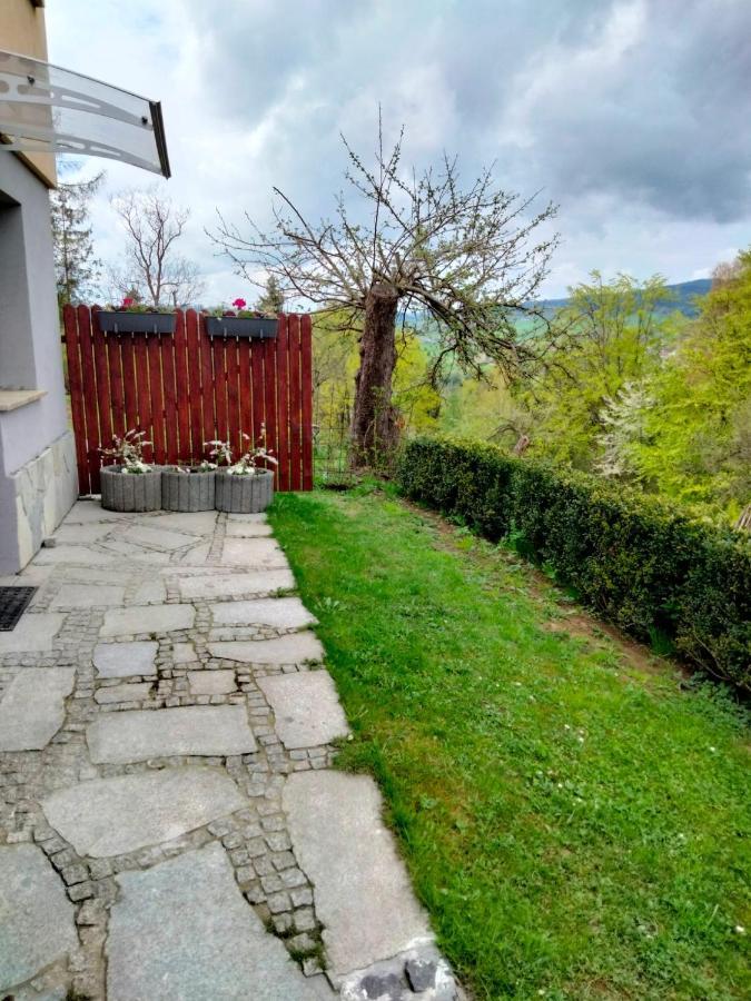 Apartament W Ogrodzie Тилька Екстер'єр фото