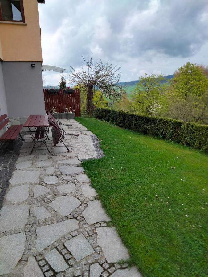 Apartament W Ogrodzie Тилька Екстер'єр фото