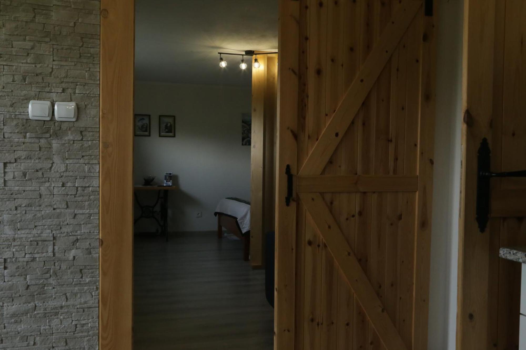 Apartament W Ogrodzie Тилька Екстер'єр фото