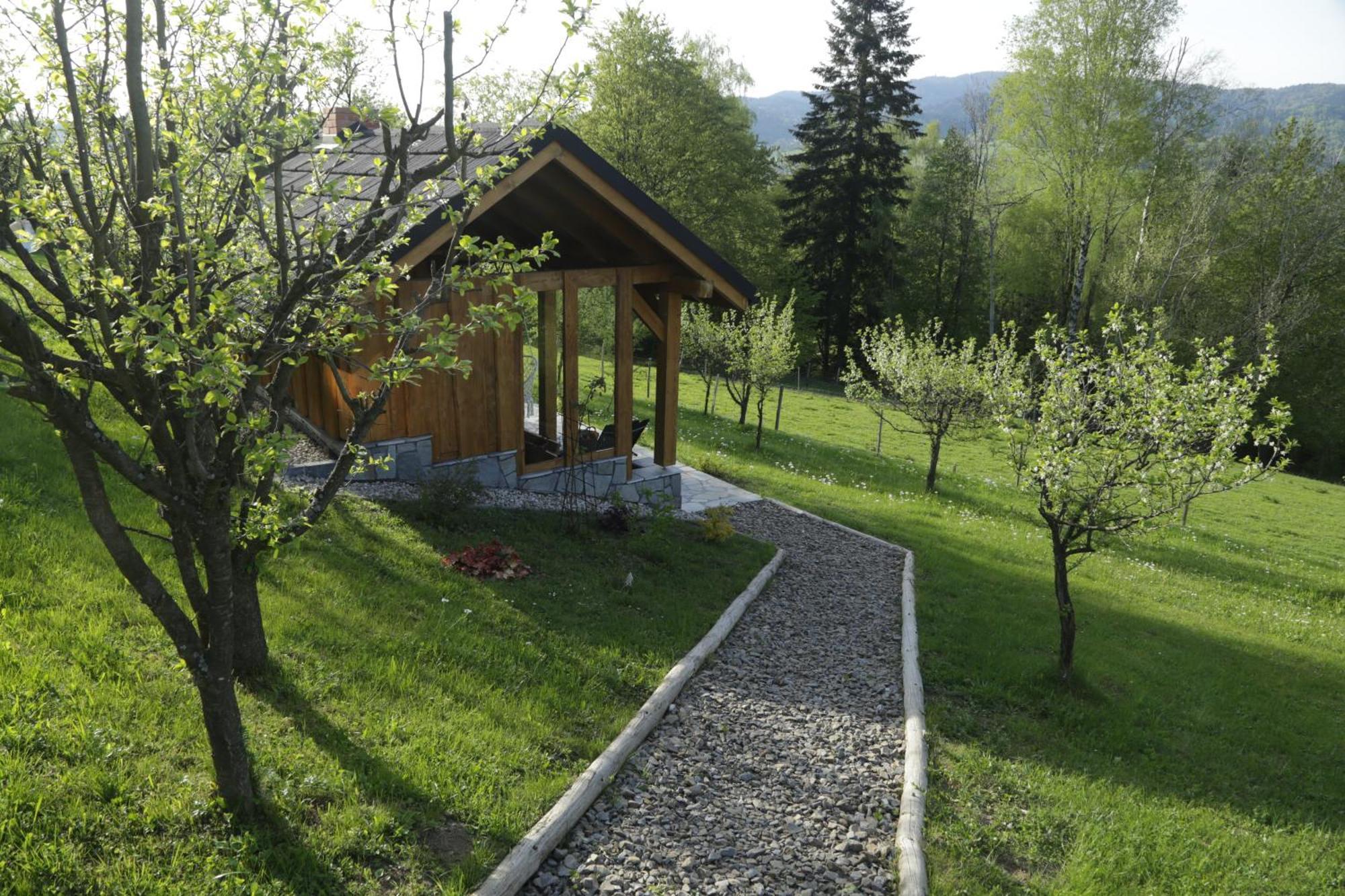 Apartament W Ogrodzie Тилька Екстер'єр фото